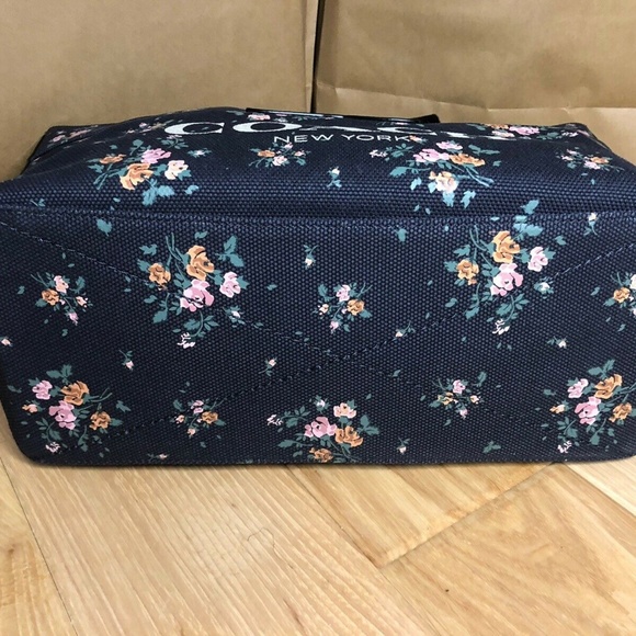 Coach Disney Tote Bag Rose Bouquet Thumper - Picture 4 of 8